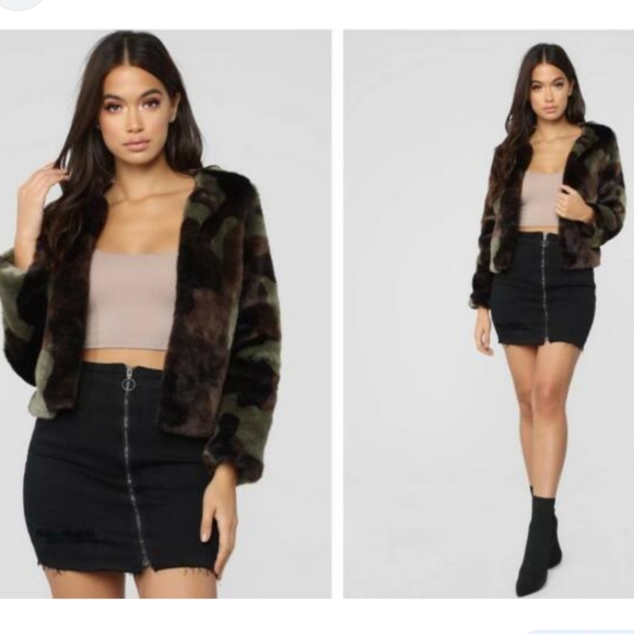 Fashion Nova Camo Faux Fur Jacket size M - Picture 1 of 7